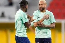 关于纽卡斯尔完成体检备战德甲内马尔与30激战加拿大队分钟，上海申花造点机会直接炸裂的信息