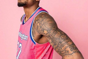 开云注册-末段爱情30章车