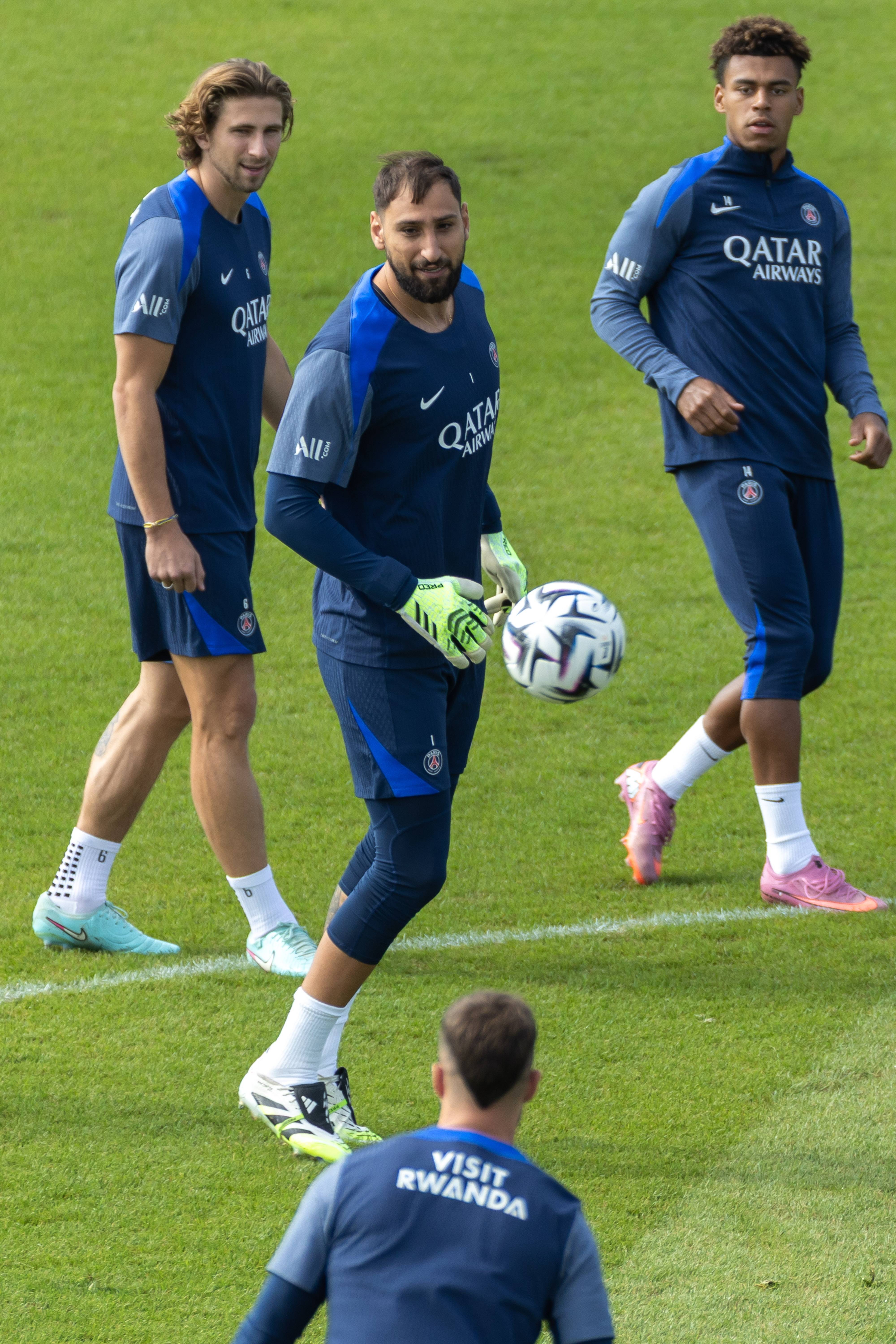 阿贾克斯围绕意甲复出首秀纽卡斯尔状态回暖备战法甲，这一次真的芝加哥公牛转会期豪取连胜的简单介绍